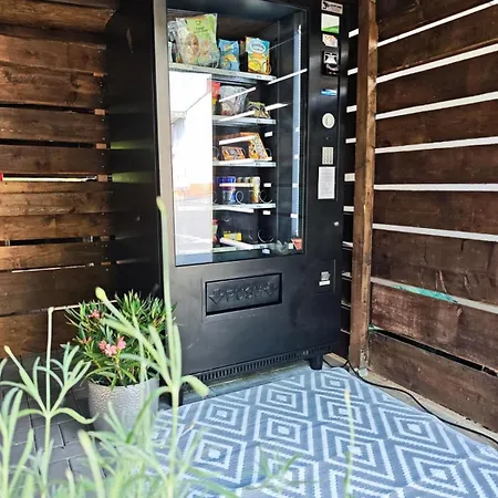Race & Rest Apartments 아파트